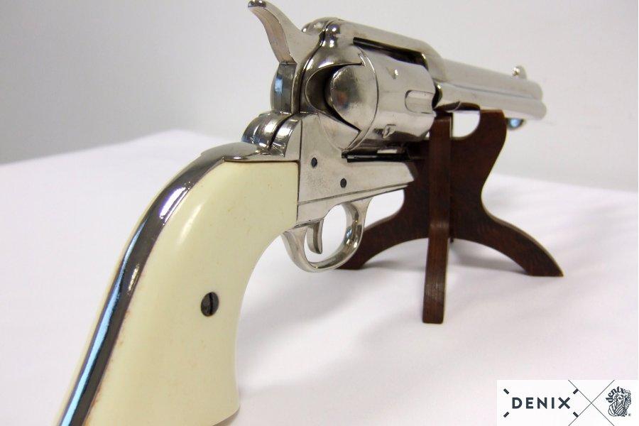 Replica Revolver Colt Cal.45 Peacemaker 5½ " - Modello Storico Per Collezionisti 3 Replica Revolver Colt Cal.45 Peacemaker 5½ " - Modello Storico Per Collezionisti - immagine 3